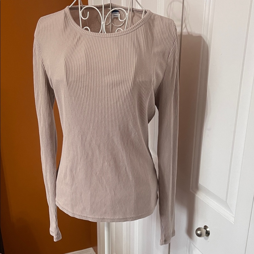 Old Navy Ribbed Long Sleeve Top Medium Taupe Neutral Lightweight Basic - Picture 2 of 9
